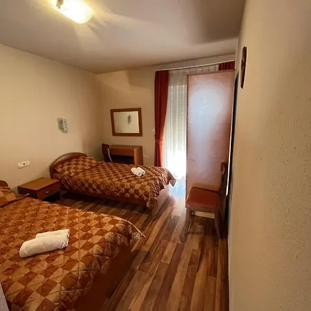 Pansion Kata krevet i doručak 3*