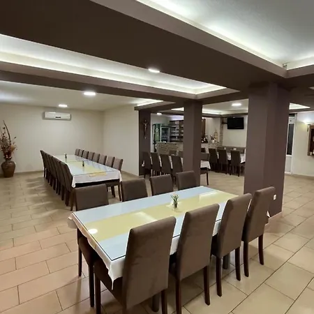 Pansion Kata ベッド・アンド・ブレックファスト 3*