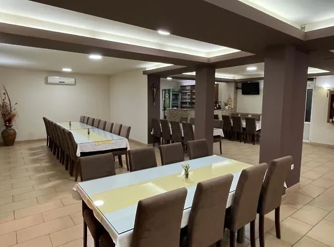 Pansion Kata ベッド・アンド・ブレックファスト 3*